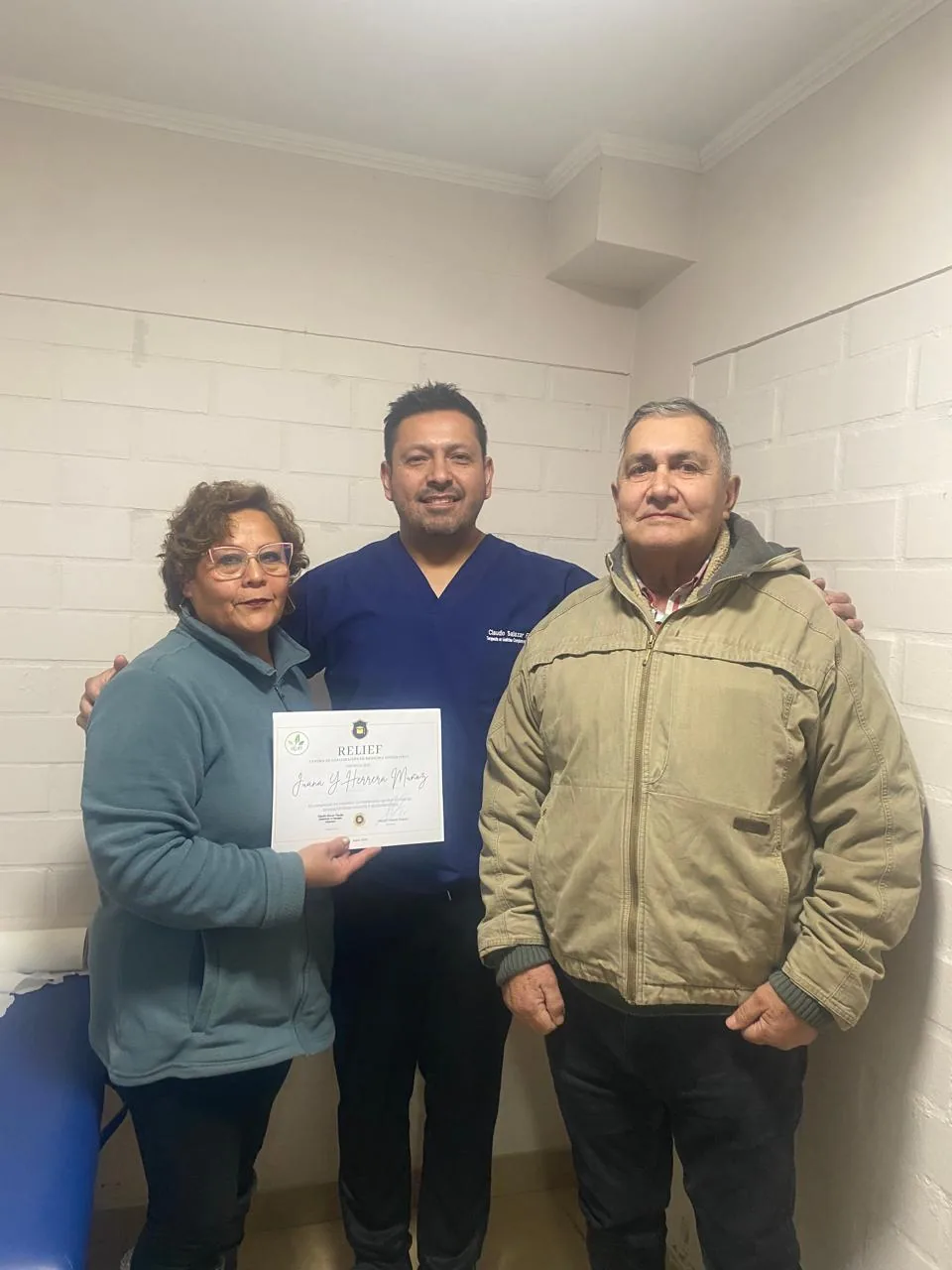 Alumna certificada en el curso de Biomagnetismo Medico, Relief San Bernardo